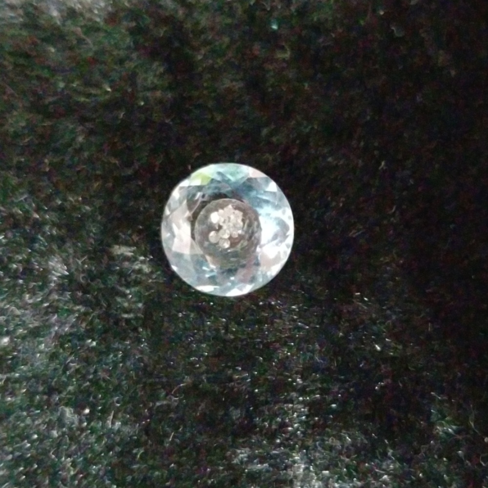 4.36 Cts Blue Topaz with diamonds